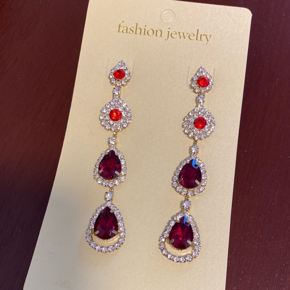 Fashionable Earrings with Ruby and Diamond (artificial) stones! - Picture 1 of 5